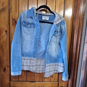 Wallflower Blue Jean Jacket with Classic Denim Wash